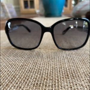 Salvatore Ferragamo sunglasses SF60S 001